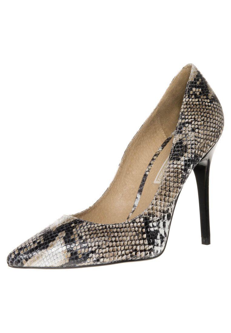 escarpins buffalo